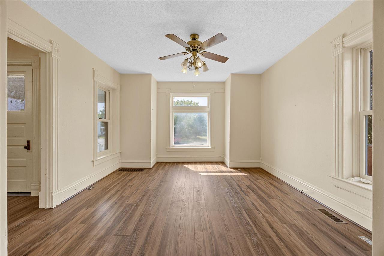 1029 N Dodge Street Iowa City IA 52245