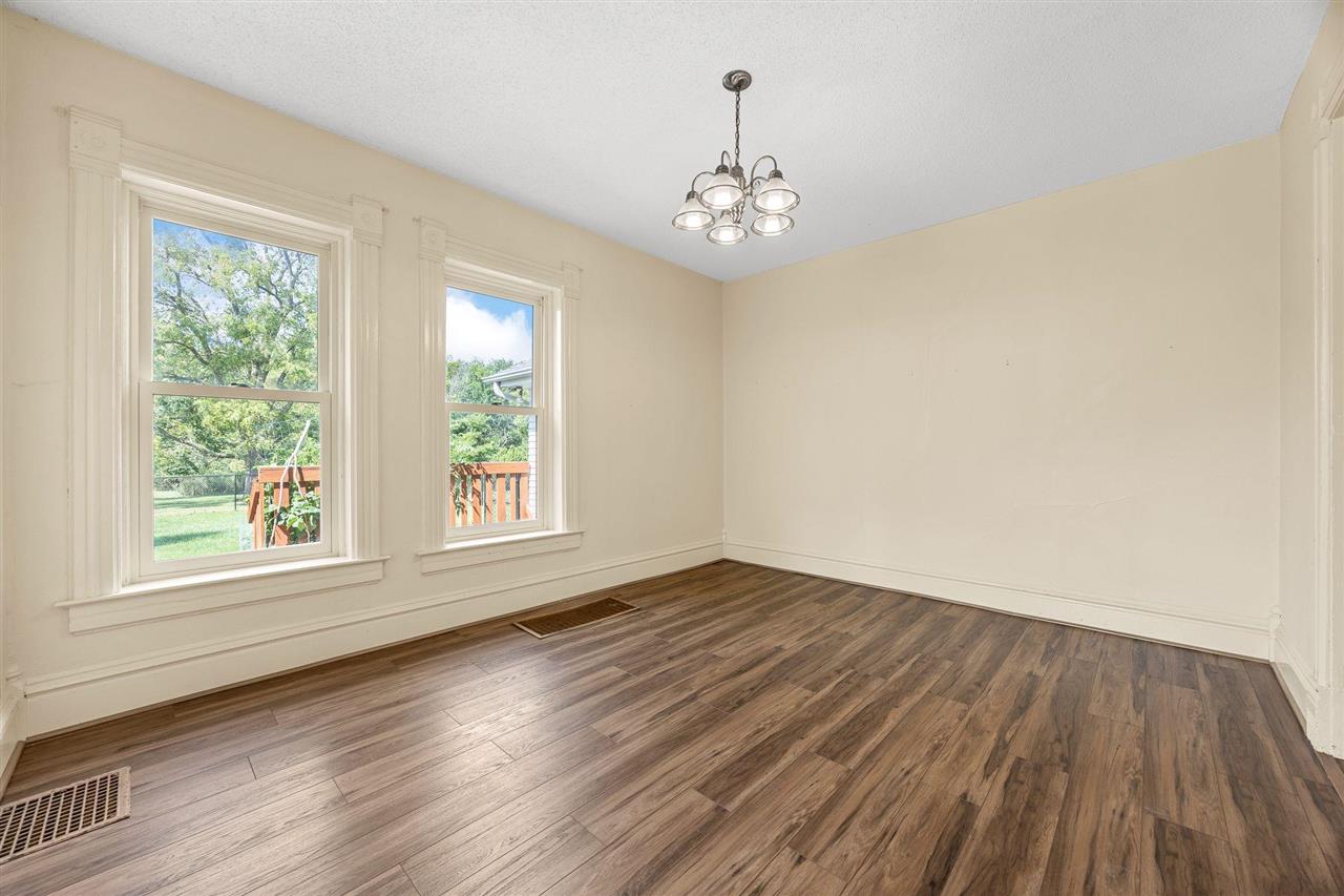 1029 N Dodge Street Iowa City IA 52245