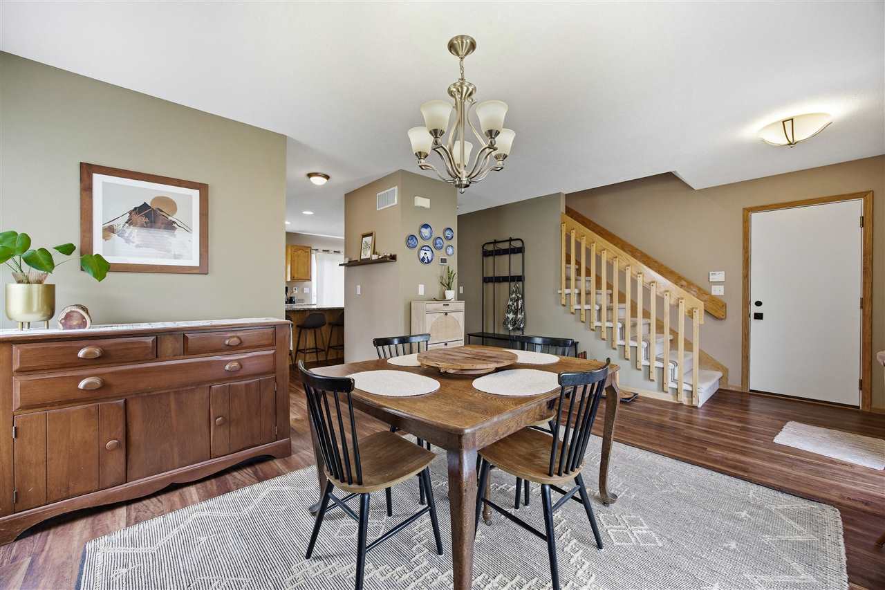934 Rolling Creek Drive Cedar Rapids IA 52402