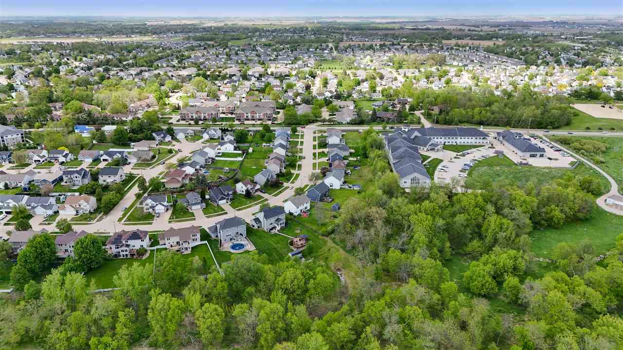 934 Rolling Creek Drive Cedar Rapids IA 52402