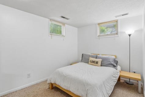 915 E Bloomington Street Iowa City IA 52245