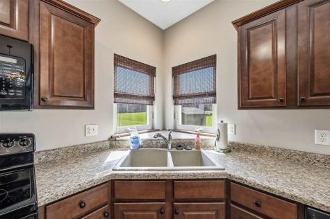 2050 Hillside Drive Ely IA 52227