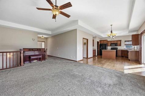 2050 Hillside Drive Ely IA 52227