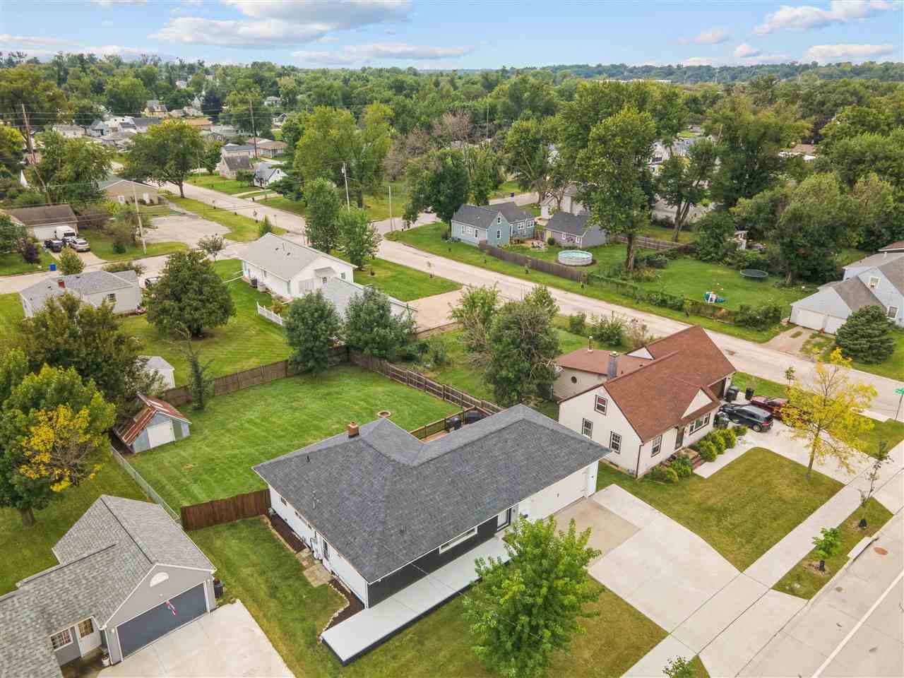 1133 35th Street NE Cedar Rapids IA 52402