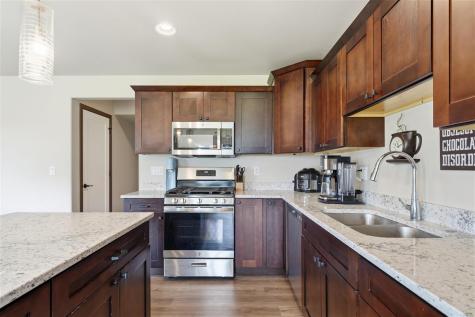 900 Hillside Drive Tiffin IA 52340