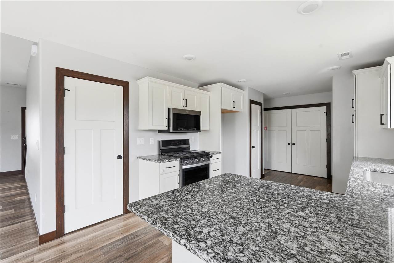 903 Carl Court Solon IA 52333