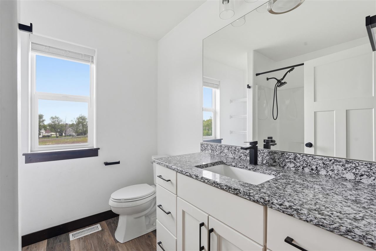 903 Carl Court Solon IA 52333