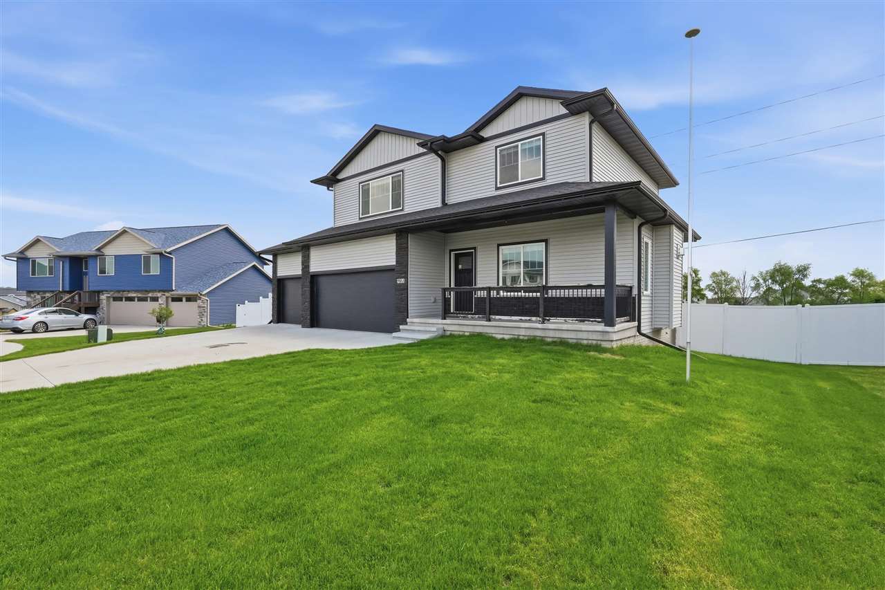 903 Carl Court Solon IA 52333
