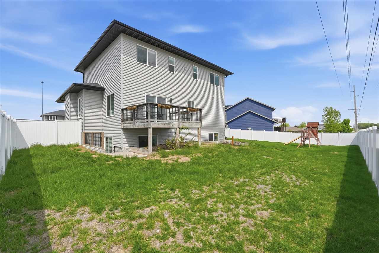 903 Carl Court Solon IA 52333