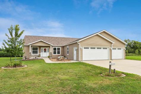 412 Garfield Street Marengo IA 52301