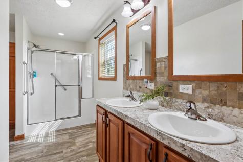 412 Garfield Street Marengo IA 52301