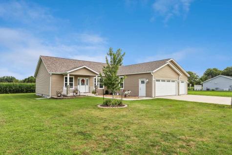 412 Garfield Street Marengo IA 52301