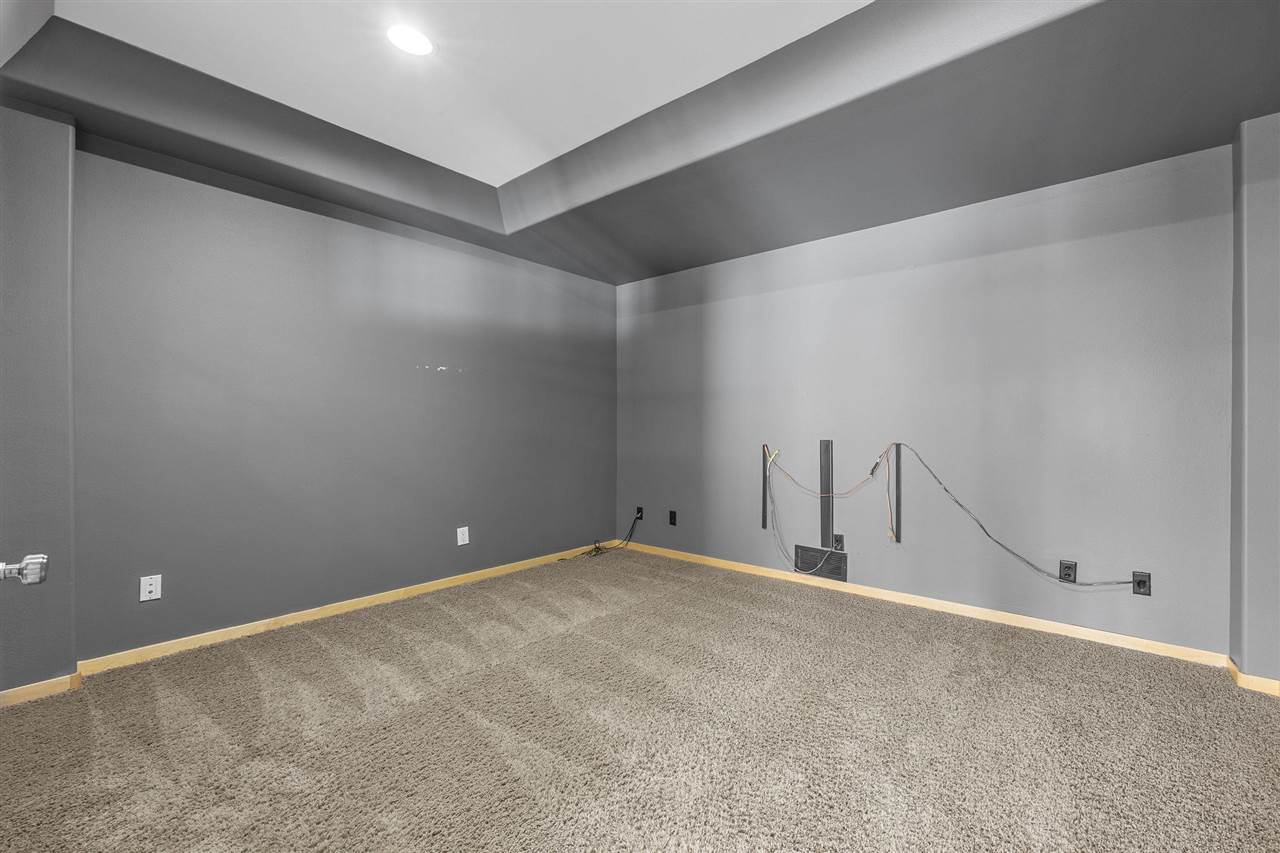 2265 Shropshire Circle Coralville IA 52241