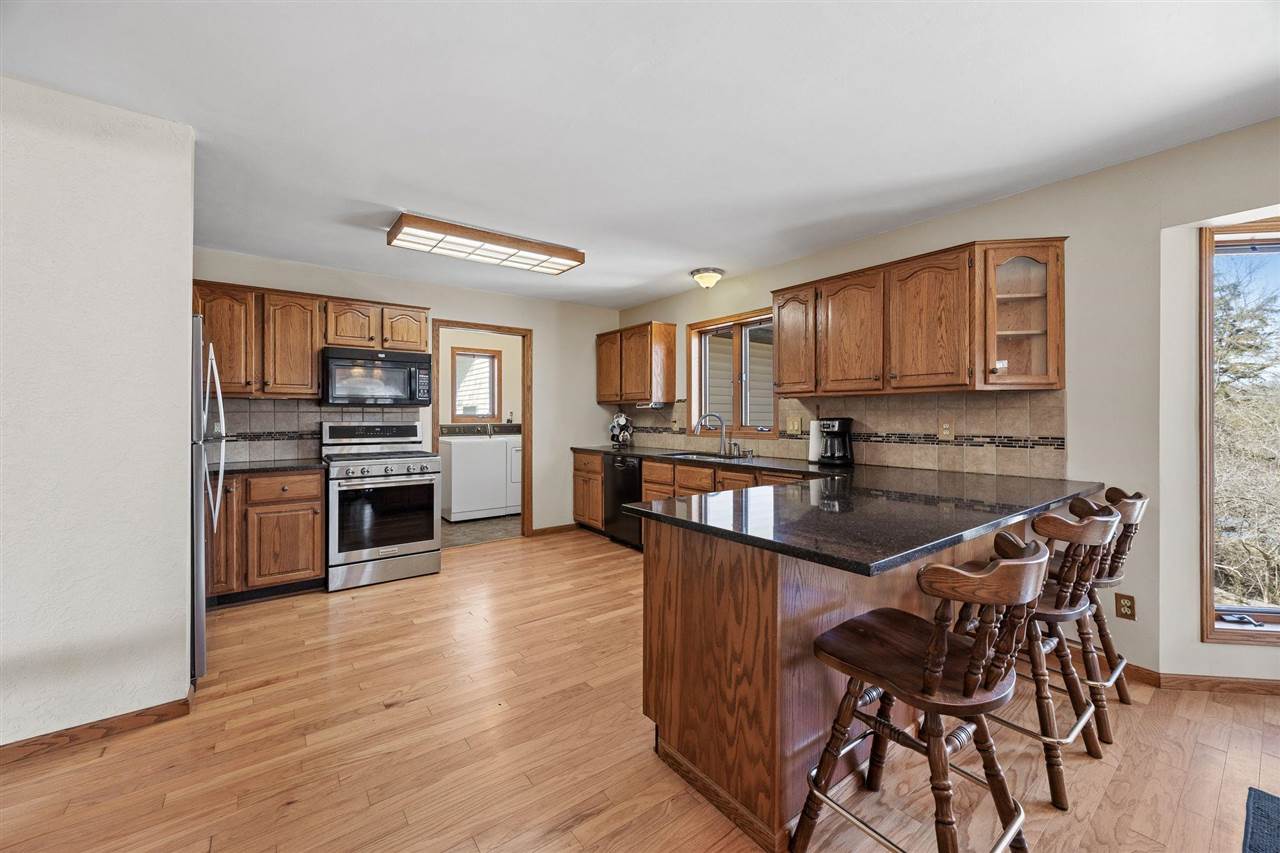 1514 Park Ridge Drive NW Swisher IA 52338