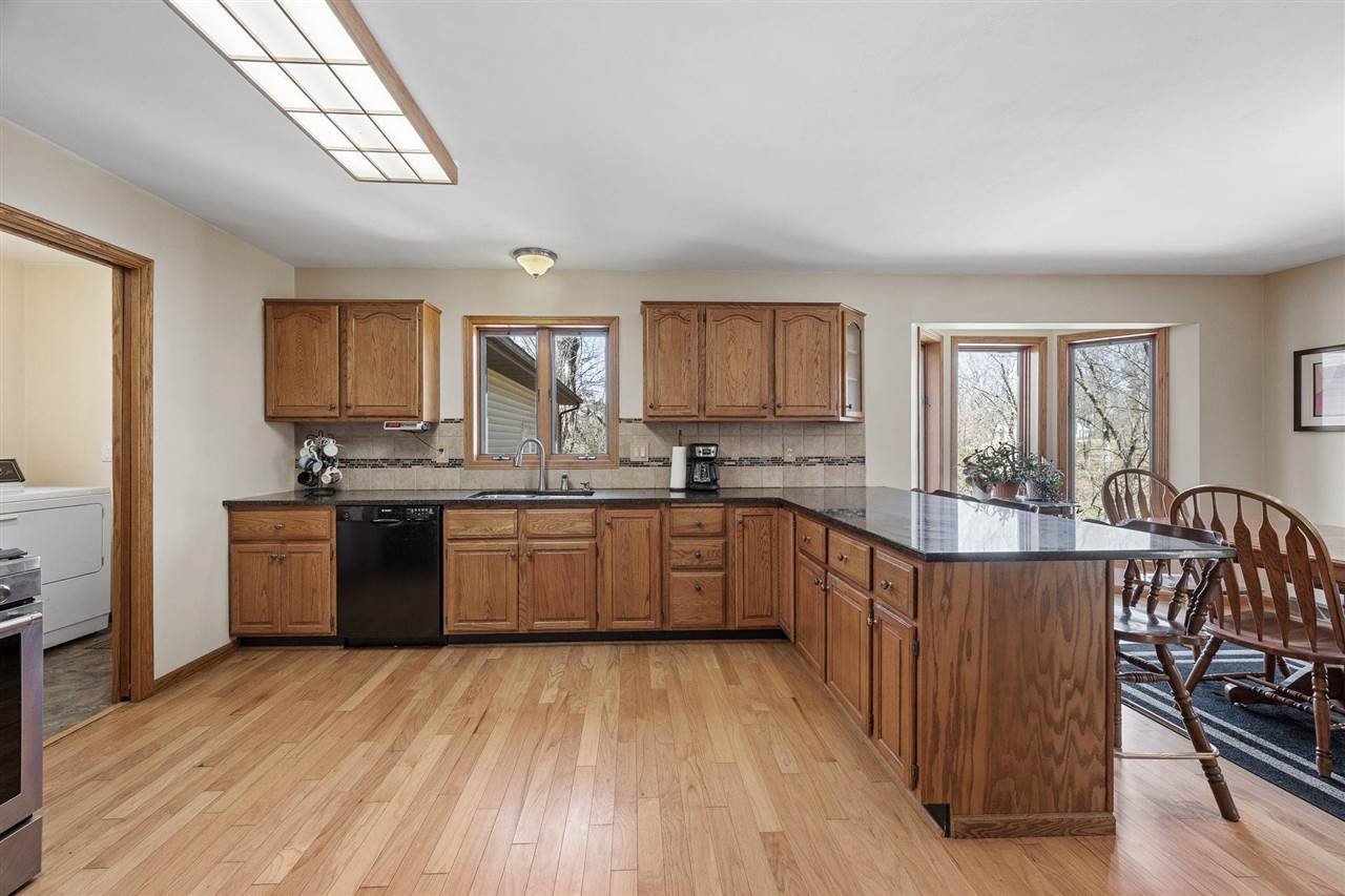 1514 Park Ridge Drive NW Swisher IA 52338