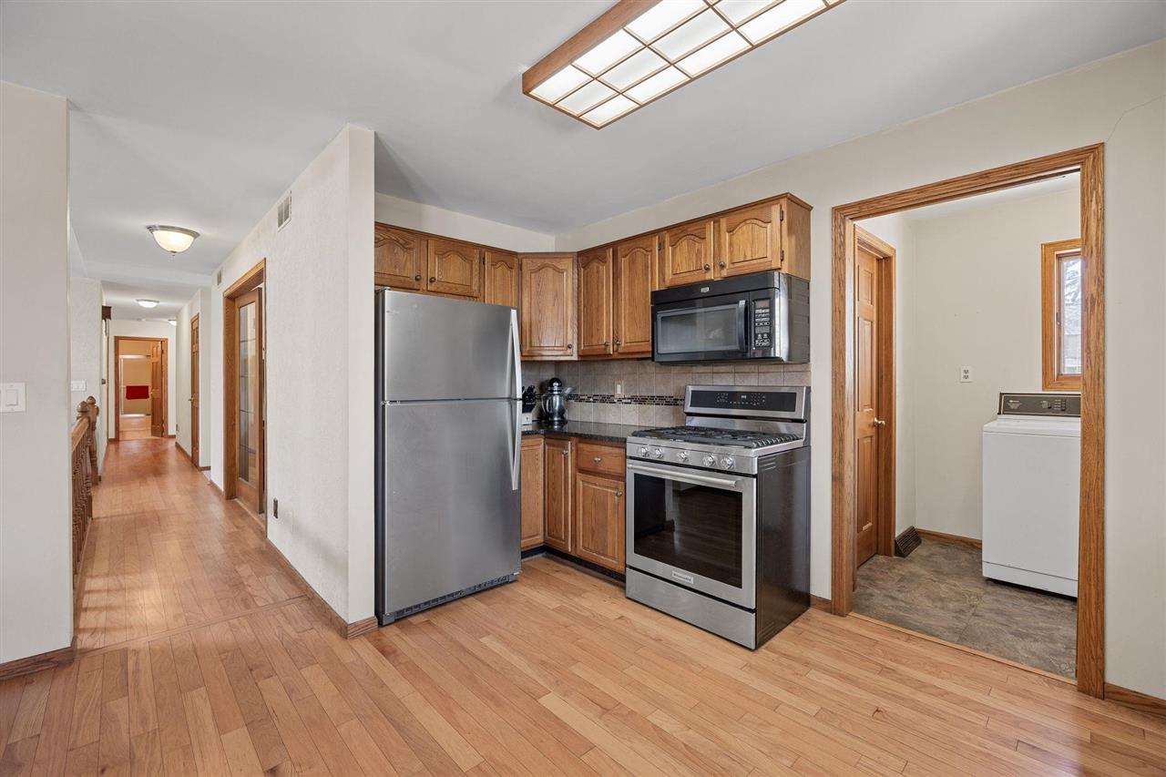 1514 Park Ridge Drive NW Swisher IA 52338