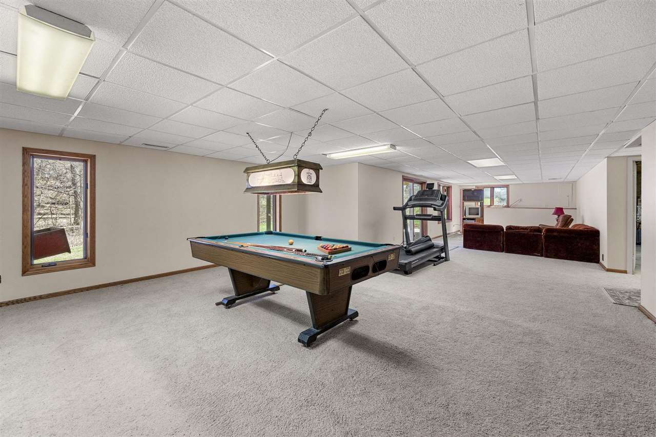 1514 Park Ridge Drive NW Swisher IA 52338