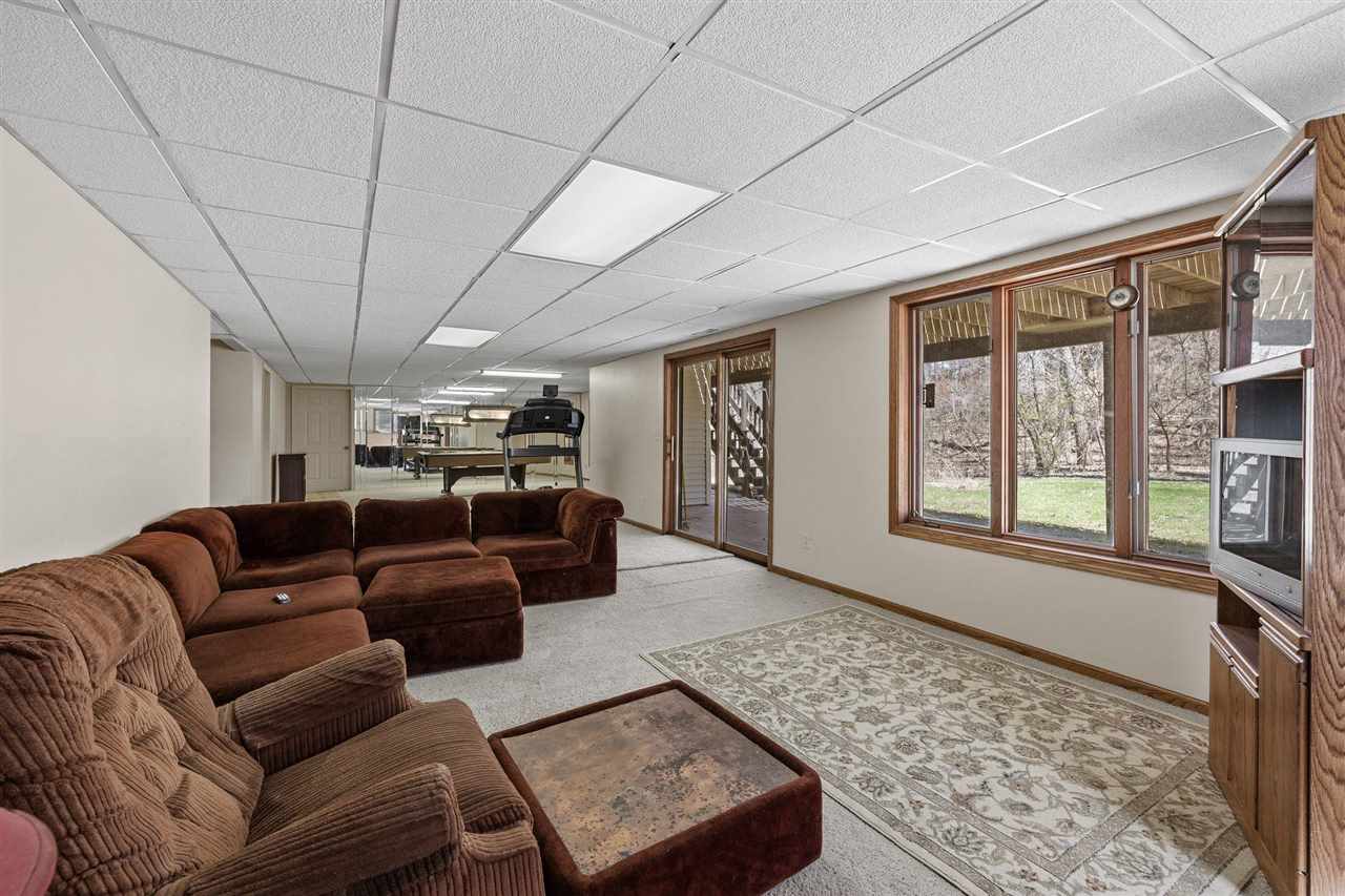 1514 Park Ridge Drive NW Swisher IA 52338