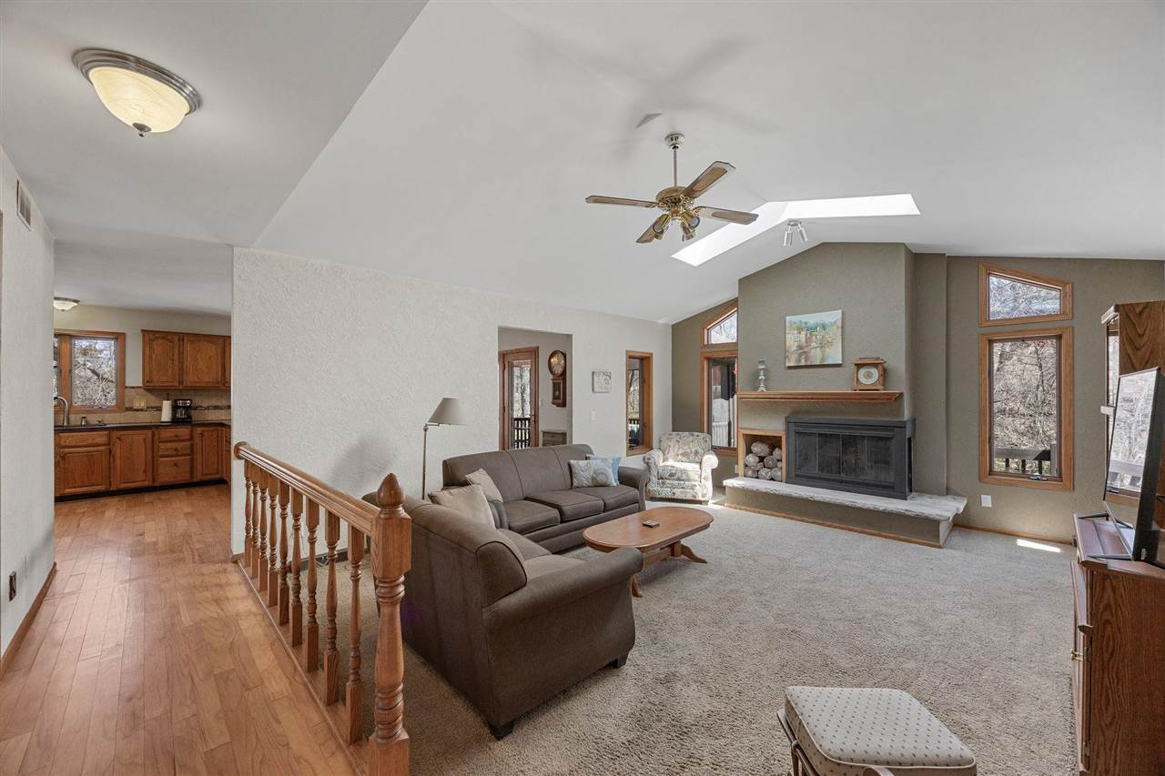 1514 Park Ridge Drive NW Swisher IA 52338