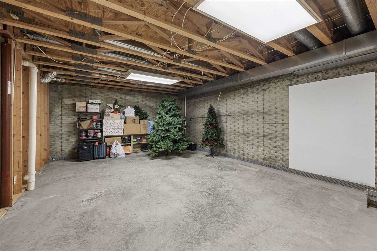 1514 Park Ridge Drive NW Swisher IA 52338