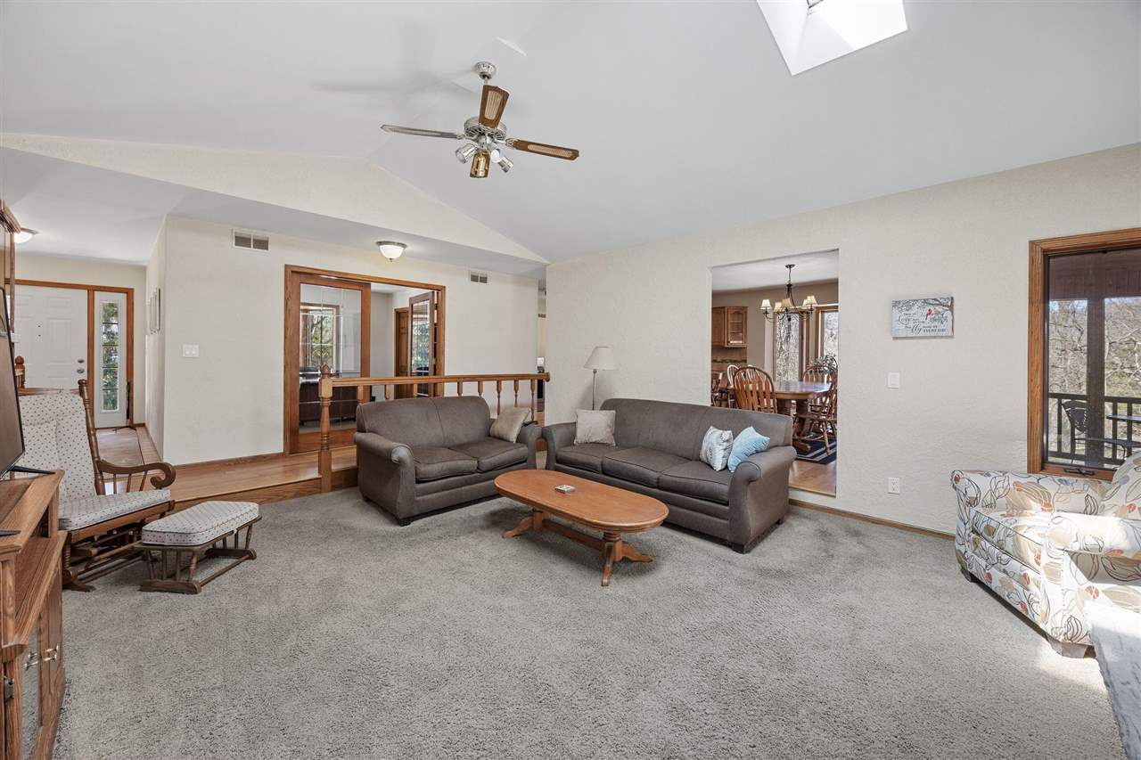 1514 Park Ridge Drive NW Swisher IA 52338