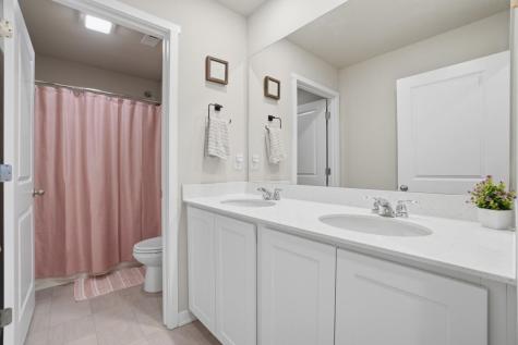 3179 Scanlon Farms Road Coralville IA 52241