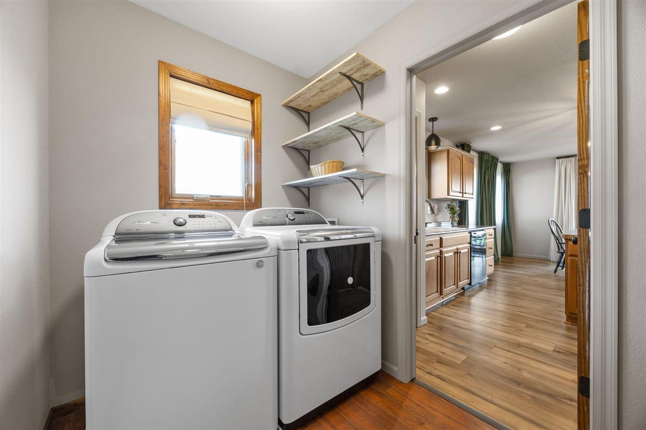 149 Country Club Court Anamosa IA 52205