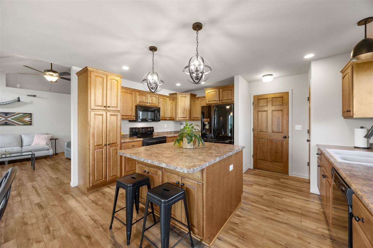 149 Country Club Court Anamosa IA 52205