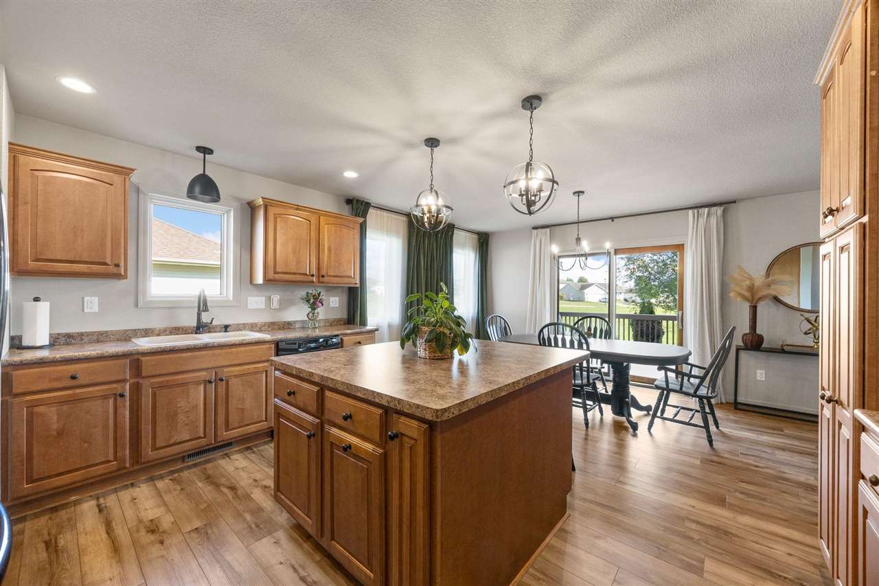 149 Country Club Court Anamosa IA 52205