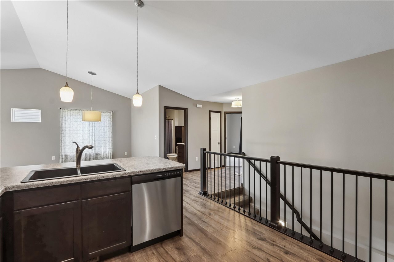 3000 Sunflower Street Ely IA 52227