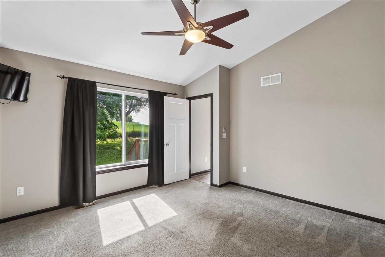 3000 Sunflower Street Ely IA 52227