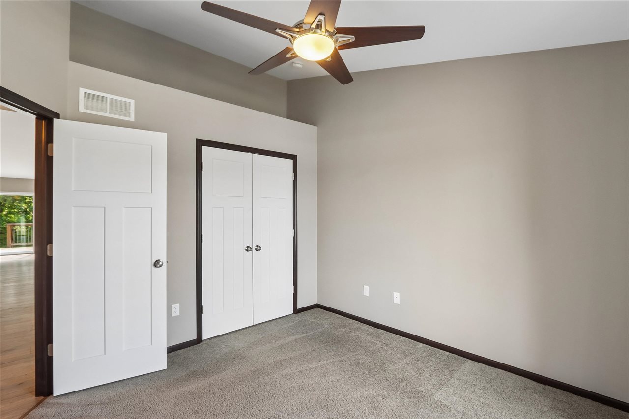 3000 Sunflower Street Ely IA 52227