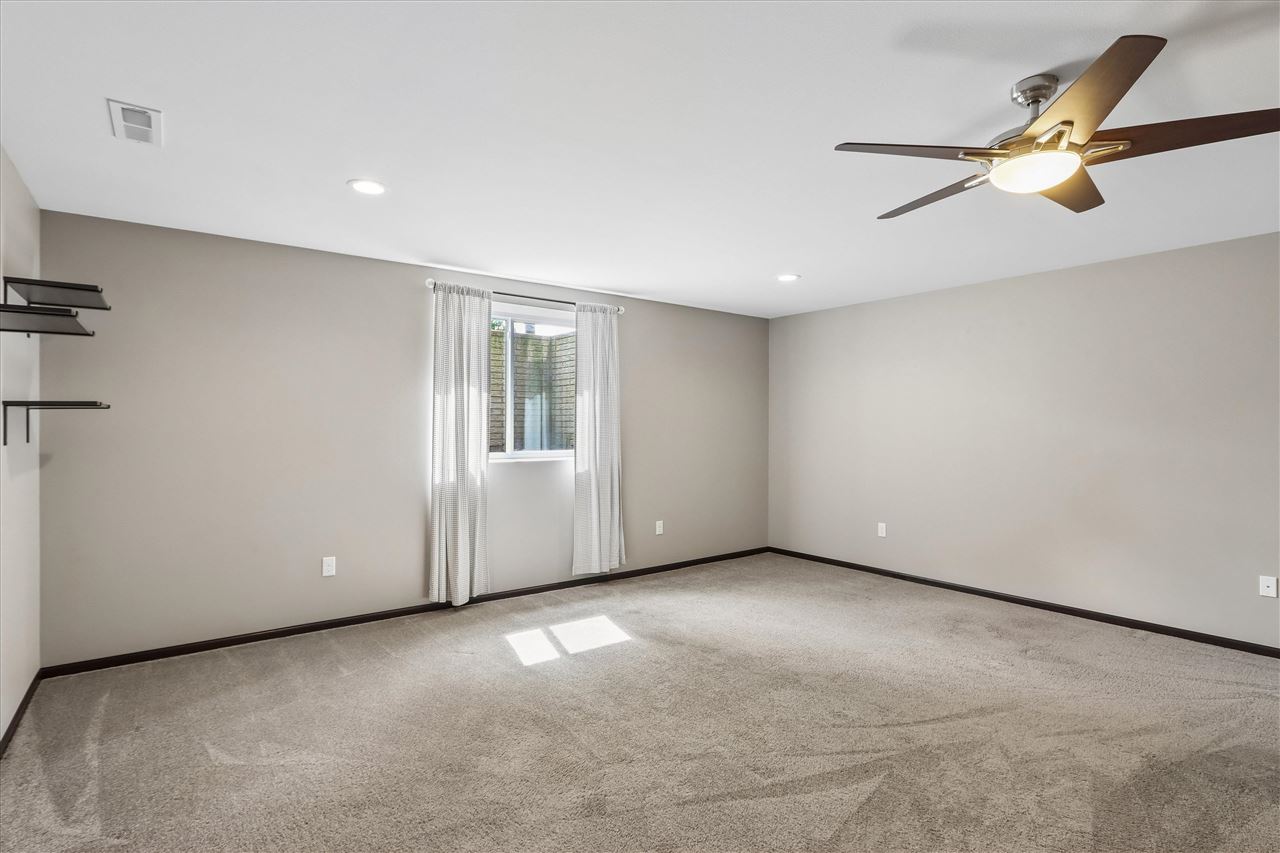 3000 Sunflower Street Ely IA 52227