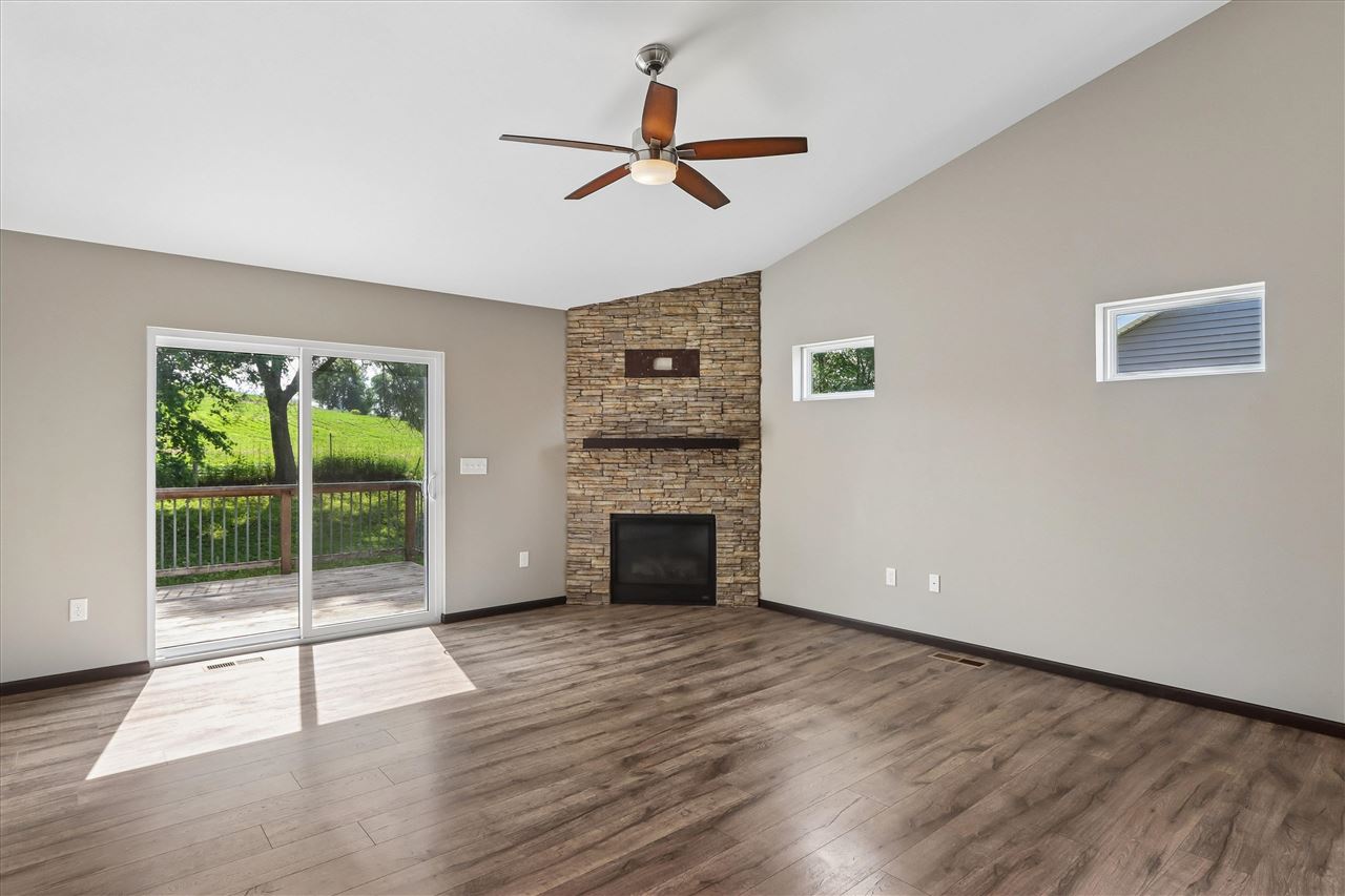 3000 Sunflower Street Ely IA 52227