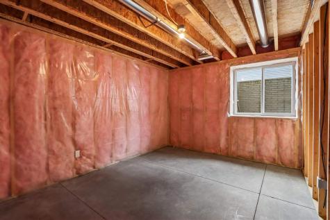 3000 Sunflower Street Ely IA 52227
