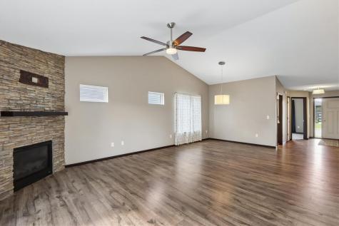 3000 Sunflower Street Ely IA 52227