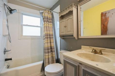 1425 Douglas Court Marion IA 52302
