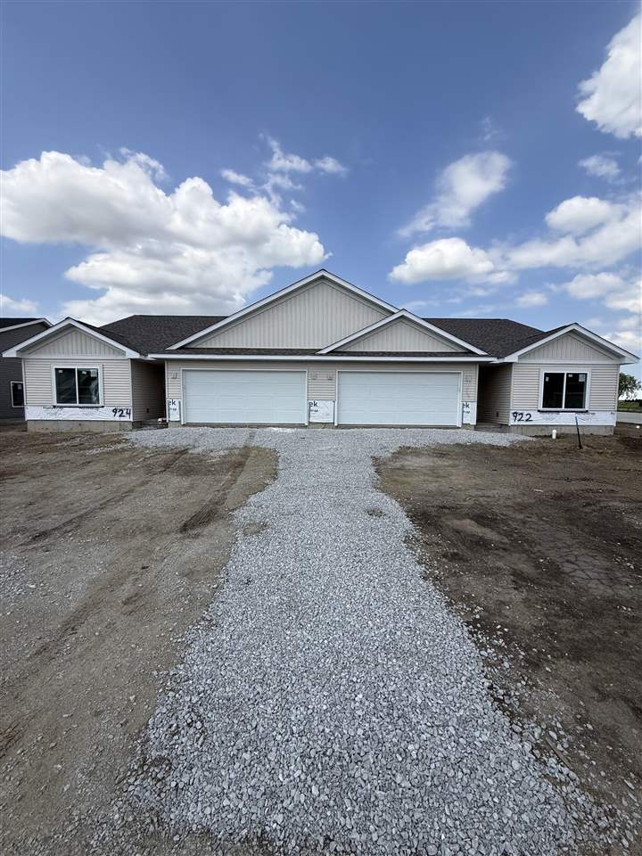 924 Eisenhower Boulevard North Liberty IA 52317