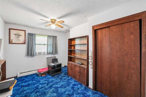 1742 520th Avenue Deep River IA 52222