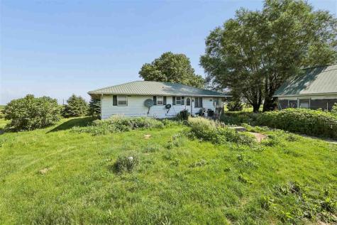 1742 520th Avenue Deep River IA 52222