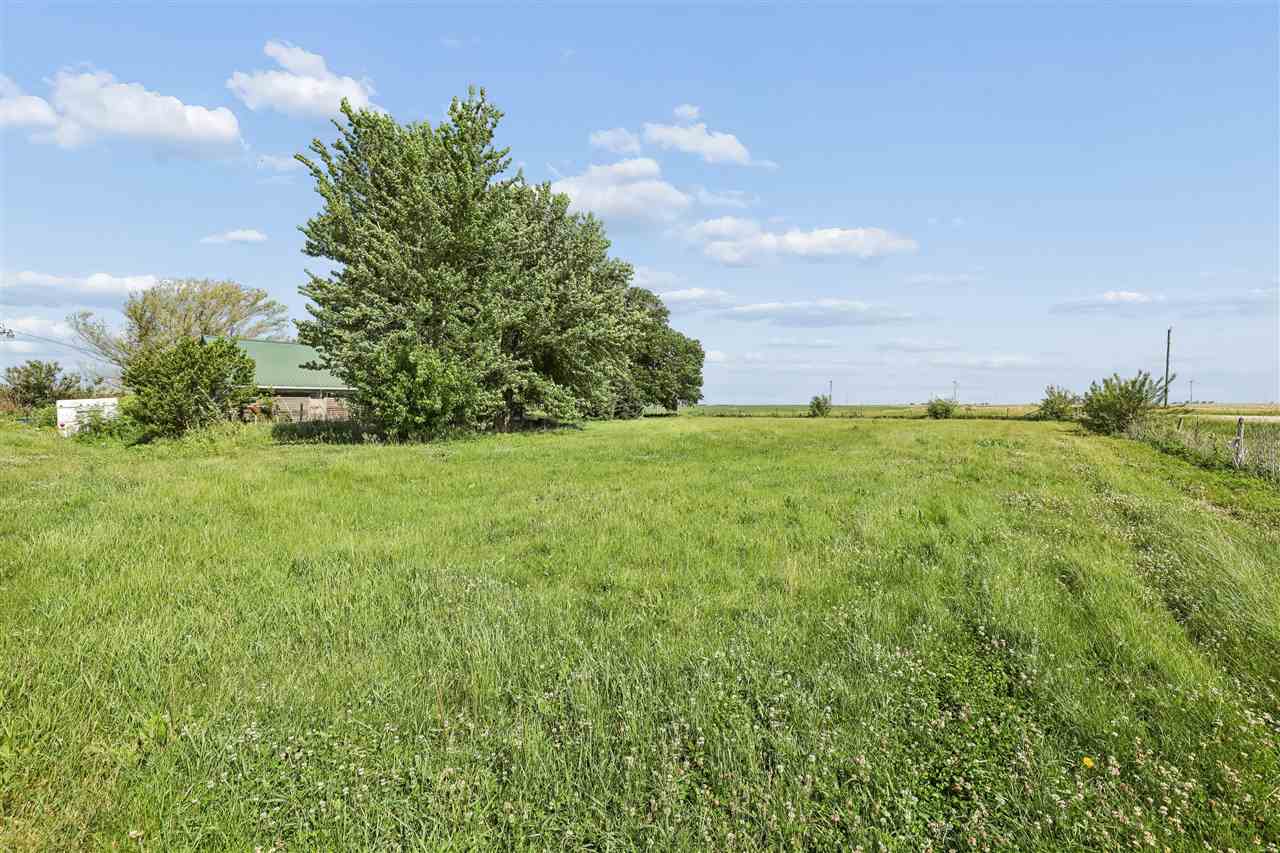 1742 520th Avenue Deep River IA 52222