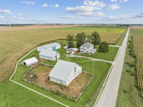 1679 160th Street West Liberty IA 52776