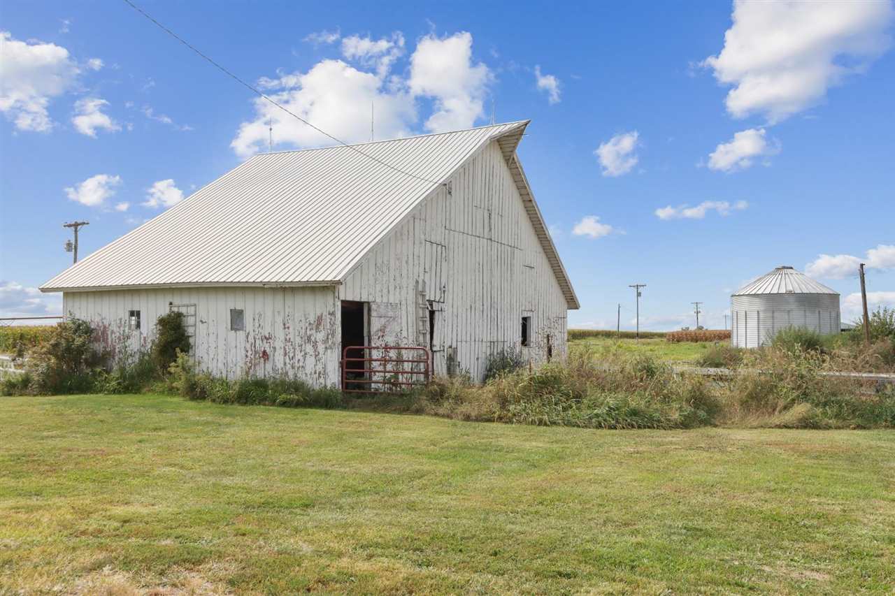 1679 160th Street West Liberty IA 52776