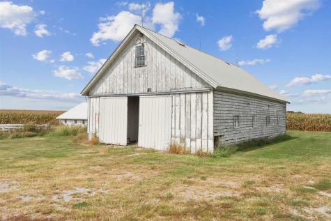 1679 160th Street West Liberty IA 52776
