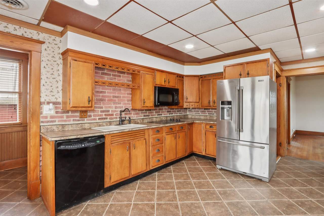 1679 160th Street West Liberty IA 52776