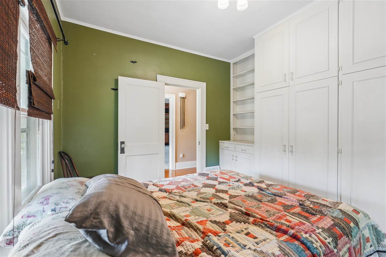 920 Ginter Avenue Iowa City IA 52240