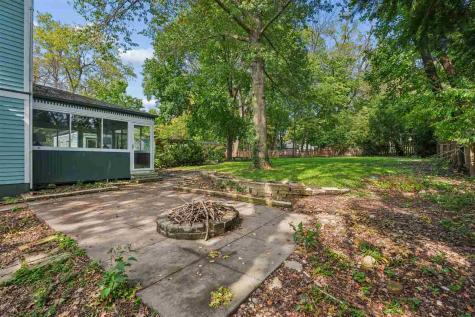 920 Ginter Avenue Iowa City IA 52240