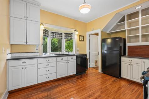 920 Ginter Avenue Iowa City IA 52240