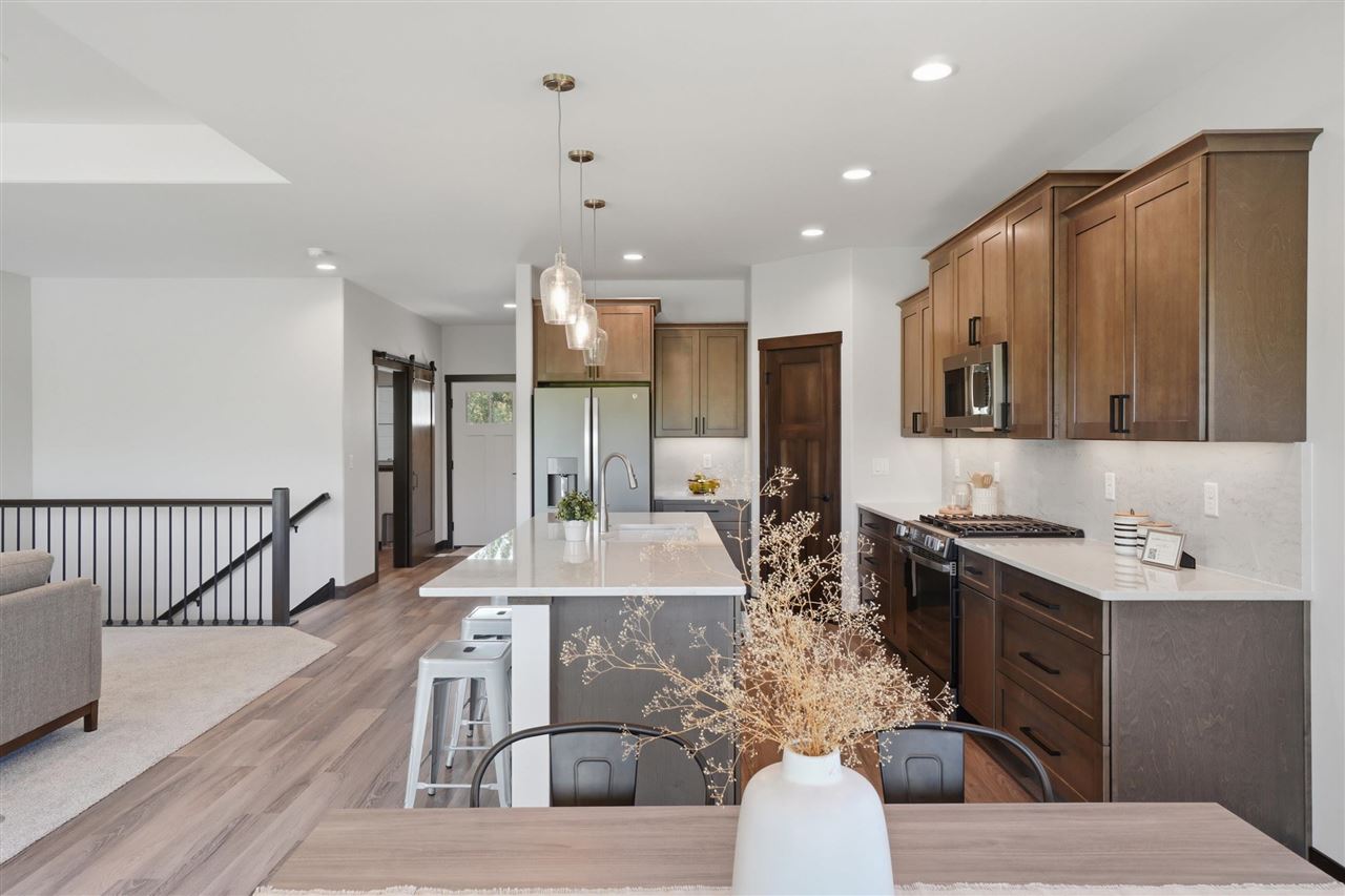 206 Westwood Circle Kalona IA 52247
