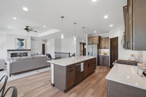 206 Westwood Circle Kalona IA 52247